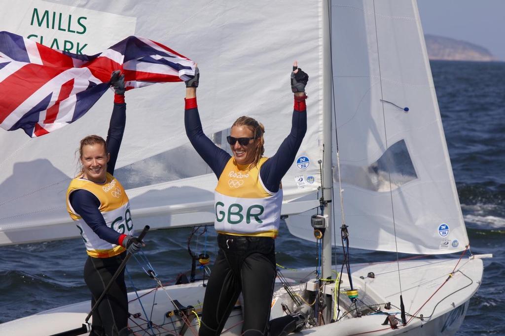 Gold for Hannah Mills & Saskia Clark (GBR) in the Women's 470 at the Rio 2016 Olympic Sailing Competition &copy; Sailing Energy/World Sailing